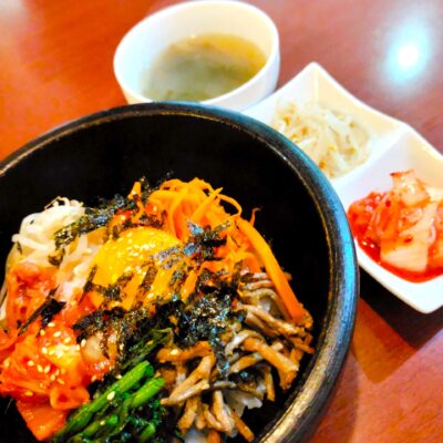 【浜松まちなか】オモニが作る本格韓国ランチ『のり巻きと韓国料理の店 家族のり巻き』